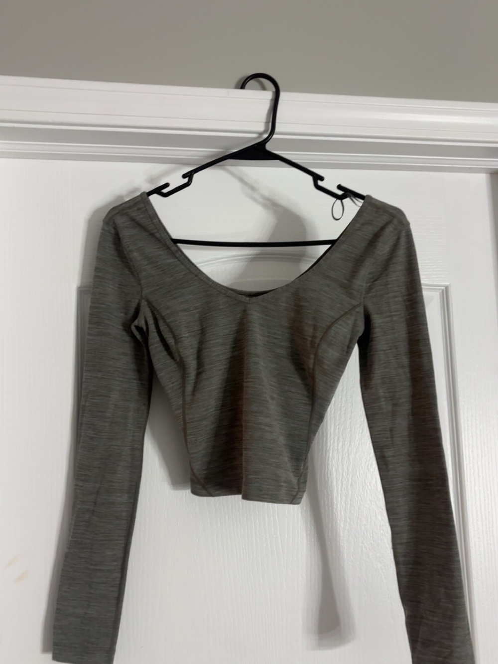lululemon athletica Long Sleeve Scoop-Neck Cropped Top - Gray
